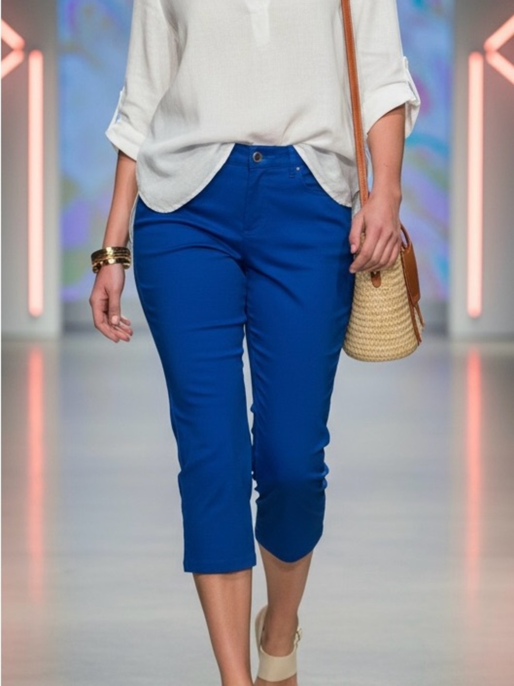 Tahari Cobalt Royal Blue Crop Capri Pants - Size 8 - Like New
